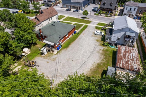 401-409 Av. De Buckingham, Gatineau, QC J8L2G8 Photo 5