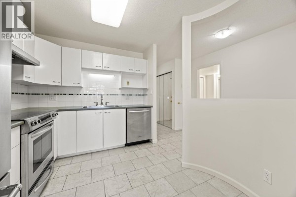 401 4425 Halifax Street, Burnaby, BC V5C6P2 Photo 4