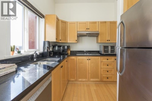401 510 Chesterfield Avenue, North Vancouver, BC V7M2L9 Photo 5