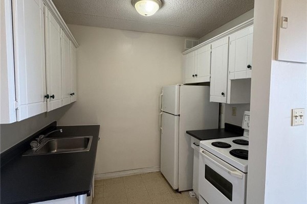 Bedroom - 401 590 Laurier Street, Moose Jaw, SK S6H6X6 Photo 4