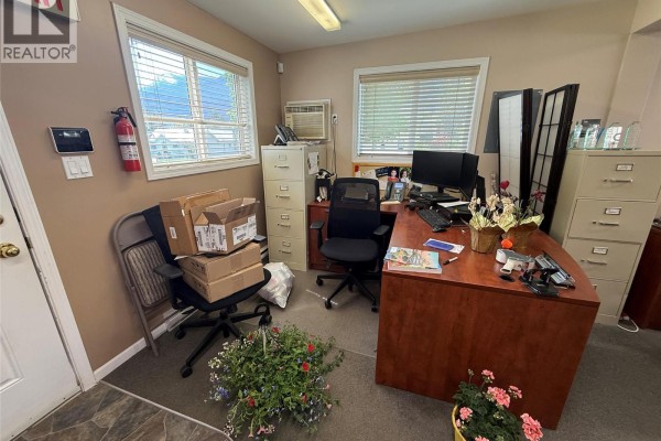 401 6th Avenue, New Denver, BC V0G1S0 Photo 5