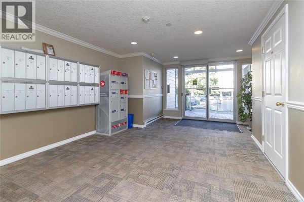 401 893 Hockley Ave, Langford, BC, photo 3