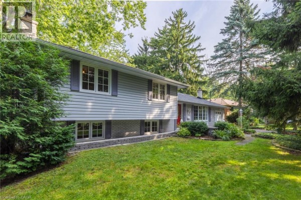 Recreation room - 401 Cairncroft Road, Oakville, ON L6J4M8 Photo 4