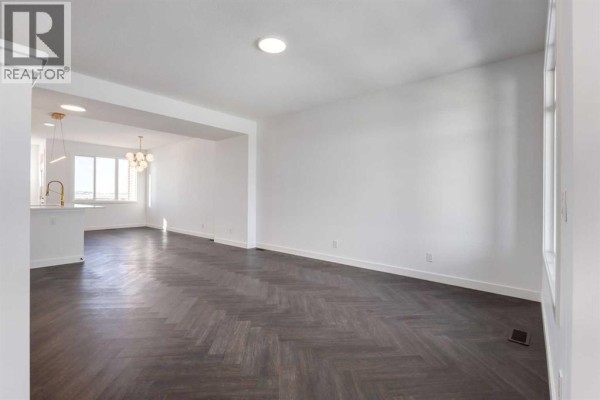 Dining room - 401 Clydesdale Avenue, Cochrane, AB T4C3L8 Photo 4