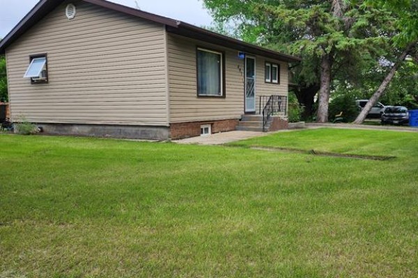 Bedroom - 401 Elizabeth Street, Neepawa, MB R0J1H0 Photo 4