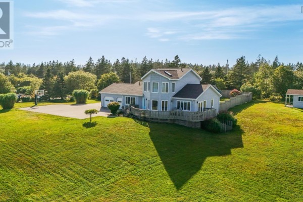 Living room - 401 Lakeside Road, Dayton, NS B5A5K3 Photo 2