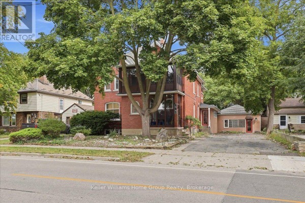 401 Laurel Street, Cambridge, ON N3H3Y7 Photo 2