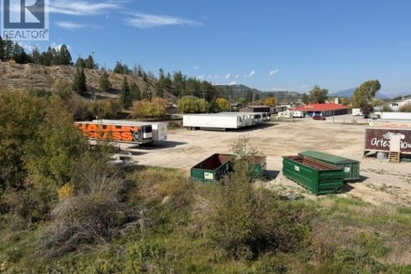 401 Laurier Street, Invermere, BC V0A1K0 Photo 5
