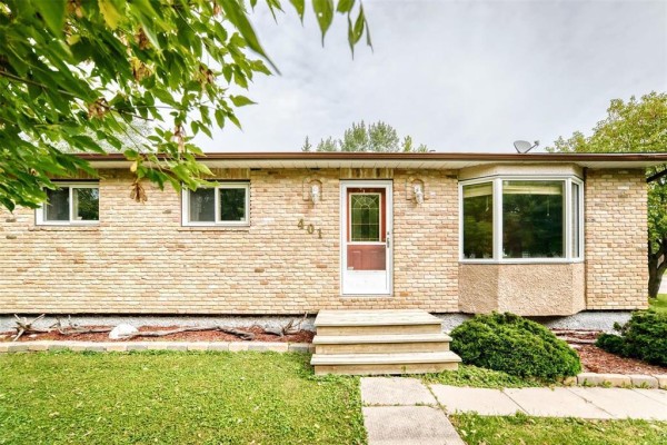 Dining room - 401 Queen Avenue, Selkirk, MB R1A1G2 Photo 2