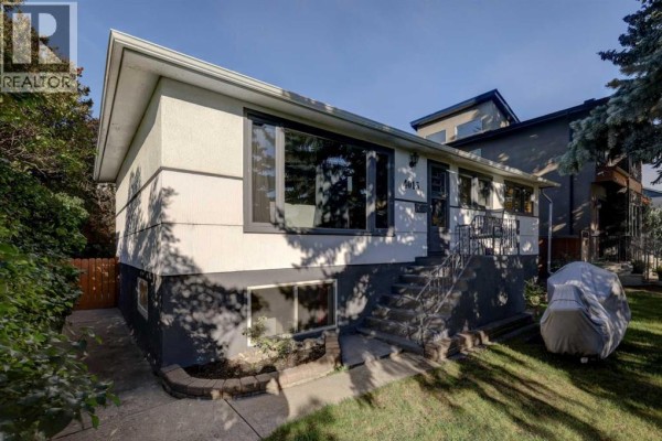 Primary Bedroom - 4015 16 Street Sw, Calgary, AB T2T4H5 Photo 3