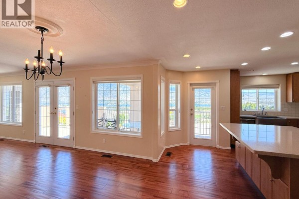 Living room - 4016 Pebble Beach Drive, Osoyoos, BC V0H1V4 Photo 5