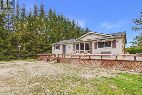 401771 Grey Road 4 Road, West Grey, ON N4N3B8 Photo 3