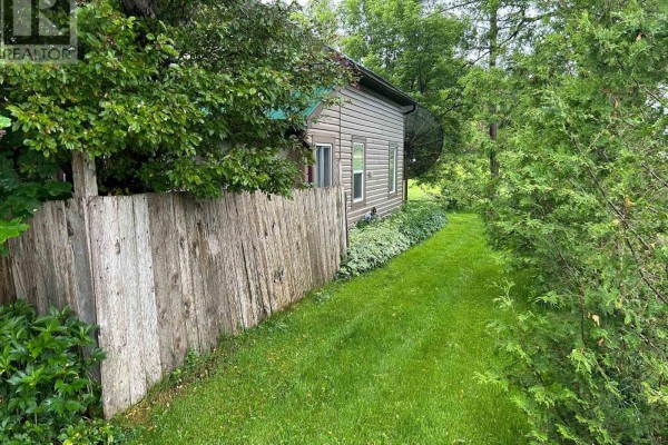 401866 Grey 4 Road, West Grey, ON, photo 3