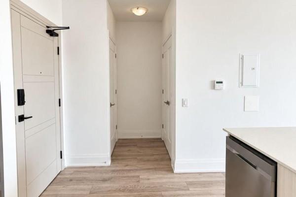 Bedroom - 402 - 1 Hume Street, Collingwood, ON L9Y0X3 Photo 4