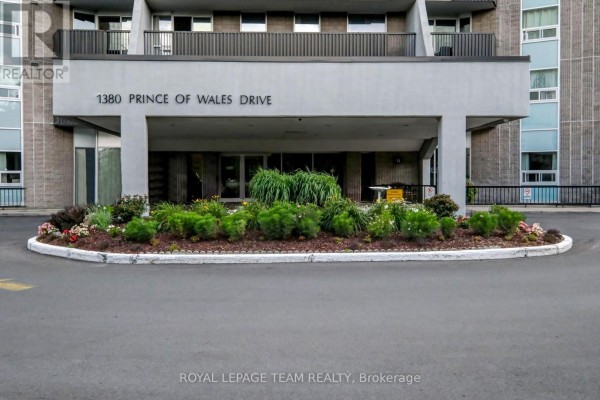 Kitchen - Unit# 402 - 1380 Prince Of Wales Drive, Ottawa, ON K2C3N5 Photo 3