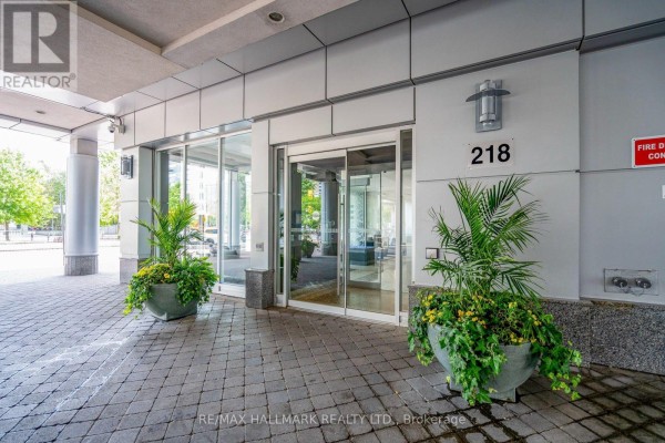 Dining room - 402 - 218 Queens Quay W, Toronto, ON M5J2Y6 Photo 2