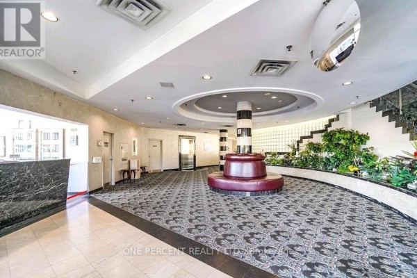 Dining room - 402 - 2550 Lawrence Avenue E, Toronto, ON M1P4Z3 Photo 2