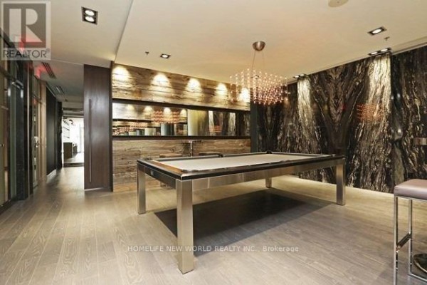 402 - 30 Nelson Street, Toronto, ON M5V0H5 Photo 4