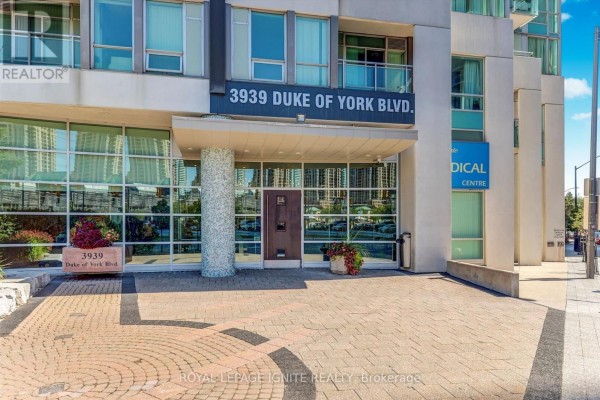 Primary Bedroom - 402 - 3939 Duke Of York Boulevard, Mississauga, ON L5B4N2 Photo 3