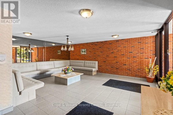 Pantry - 402 - 860 9th Street E, Owen Sound, ON N4K1R2 Photo 5
