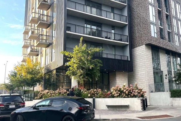 402 - 90 Glen Everest Road, Toronto