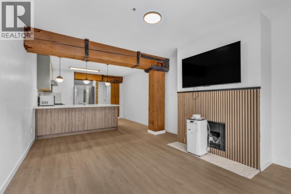 402 1178 Hamilton Street, Vancouver, BC V6B2S2 Photo 3