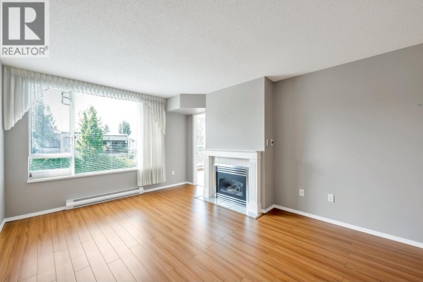 402 12148 224 Street, Maple Ridge, BC V2X3N8 Photo 4