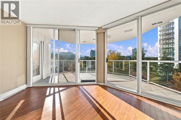 Living room - 402 158 Promenade Dr, Nanaimo, BC V9R6M7 Photo 5