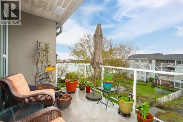402 2080 E Kent Avenue South, Vancouver, BC V5P4X2 Photo 4