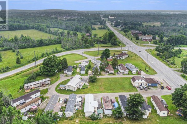 402 29 Highway, Rideau Lakes, ON K7A4S5 Photo 4