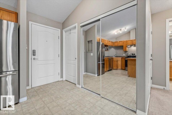 Kitchen - #402 5340 199 St Nw, Edmonton, AB T6M0A5 Photo 2
