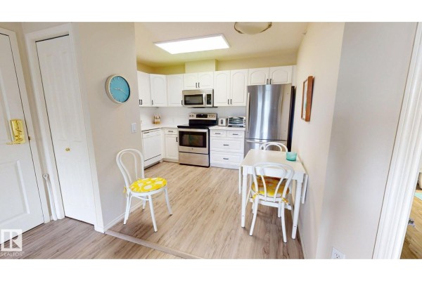 #402 78 Mckenney Av, St  Albert, AB, photo 3