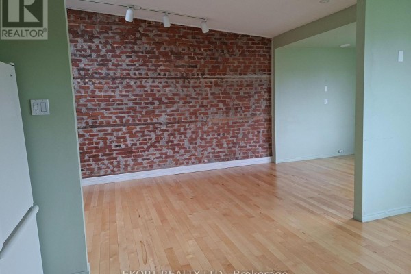 402 Front Street, Belleville, ON K8N2Z8 Photo 5