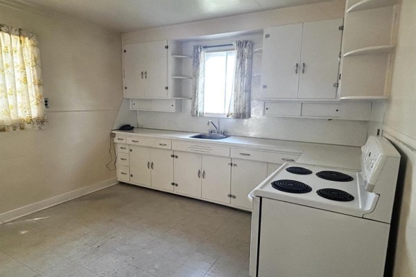 4pc Bathroom - 402 Melrose Avenue, Winnipeg, MB R2C1P1 Photo 5