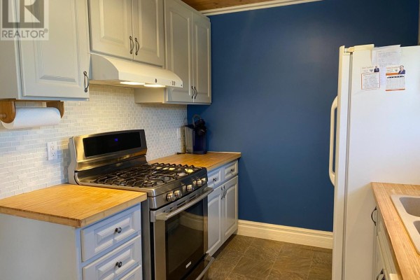 Bathroom - 402 Meridian Avenue, Temiskaming Shores, ON P0J1K0 Photo 4