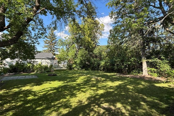 402 Richhill Avenue E, Elkhorn, MB R0M0N0 Photo 2