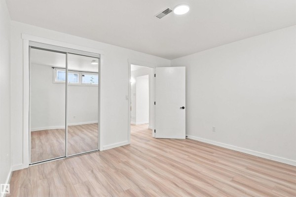 Family room - 4021 117 Ave Av Nw Nw, Edmonton, AB T5W0Y1 Photo 4