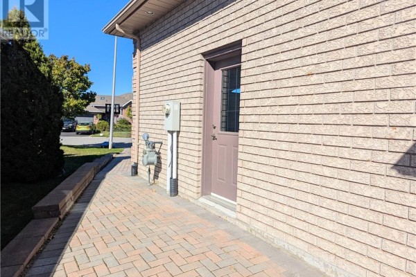 3pc Bathroom - 4022 Classic Parkway, Hanmer, ON P3P1Y3 Photo 3