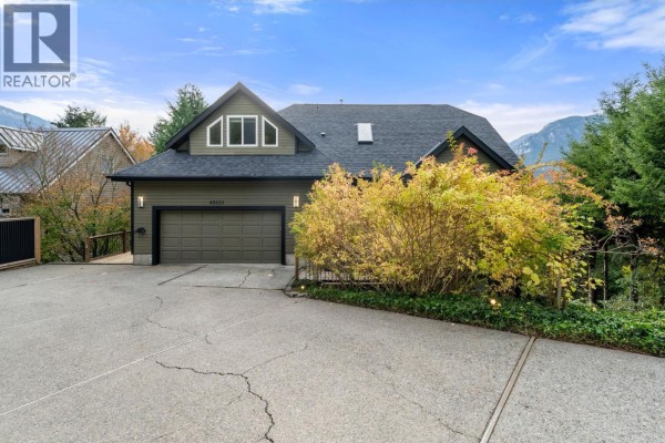 40222 Skyline Drive, Squamish, BC V0N3G0 Photo 5