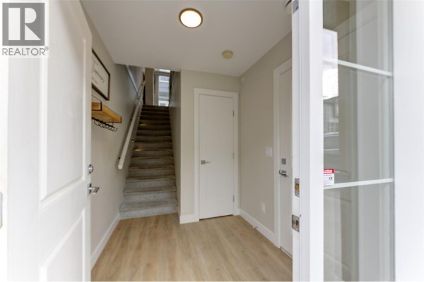 4025 Gellatly Road S Unit# 111, West Kelowna, BC, photo 3