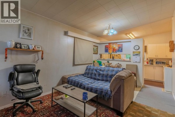 40267 Government Road, Squamish, BC V8B0G6 Photo 5
