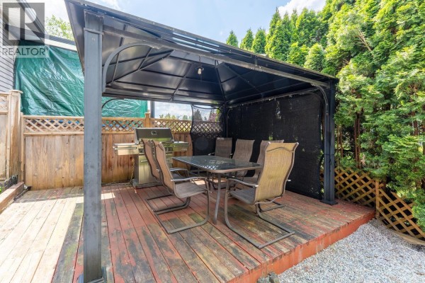 4027 Joseph Place, Port Coquitlam, BC V3B0C2 Photo 2