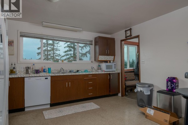4028 7th Ave, Port Alberni, BC V9Y4P5 Photo 4