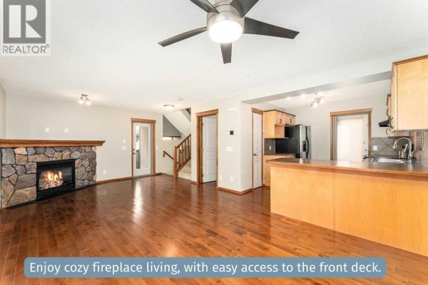 Living room - 403, 108 Armstrong Place, Canmore, AB T1W3L2 Photo 2