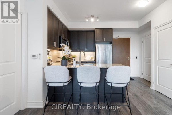 Kitchen - 403 - 1050 Main Street E, Milton, ON L9T9M3 Photo 3