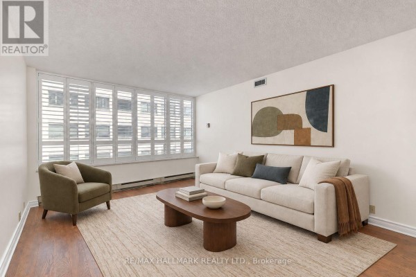 Foyer - 403 - 1177 Yonge Street, Toronto, ON M4T2Y4 Photo 5