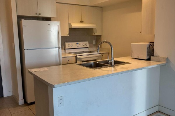 403 - 1346 Danforth Road, Toronto, ON, photo 2