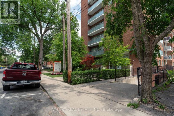 403 - 161 St. George Street, Toronto