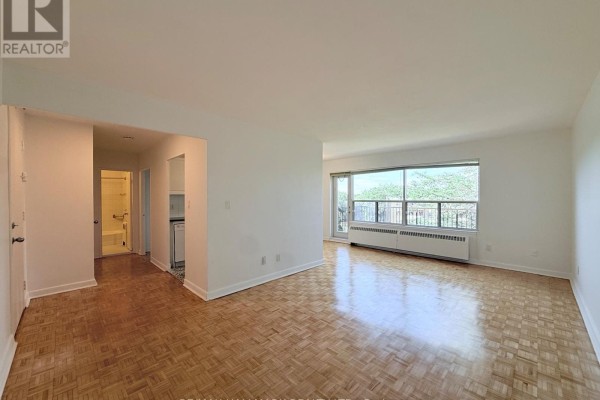 403 - 30 Upper Canada Drive, Toronto Photo 2