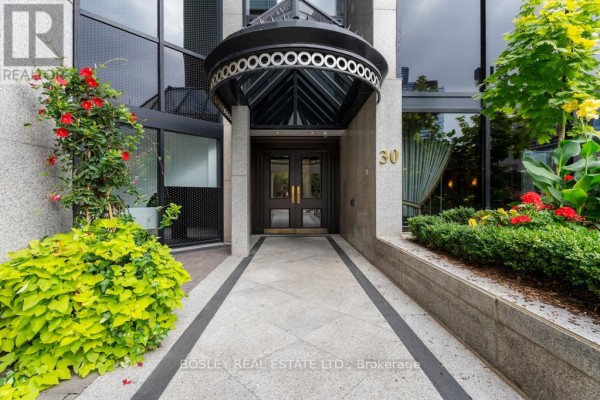 Great room - 403 - 30 Wellington Street E, Toronto, ON M5E1S3 Photo 3